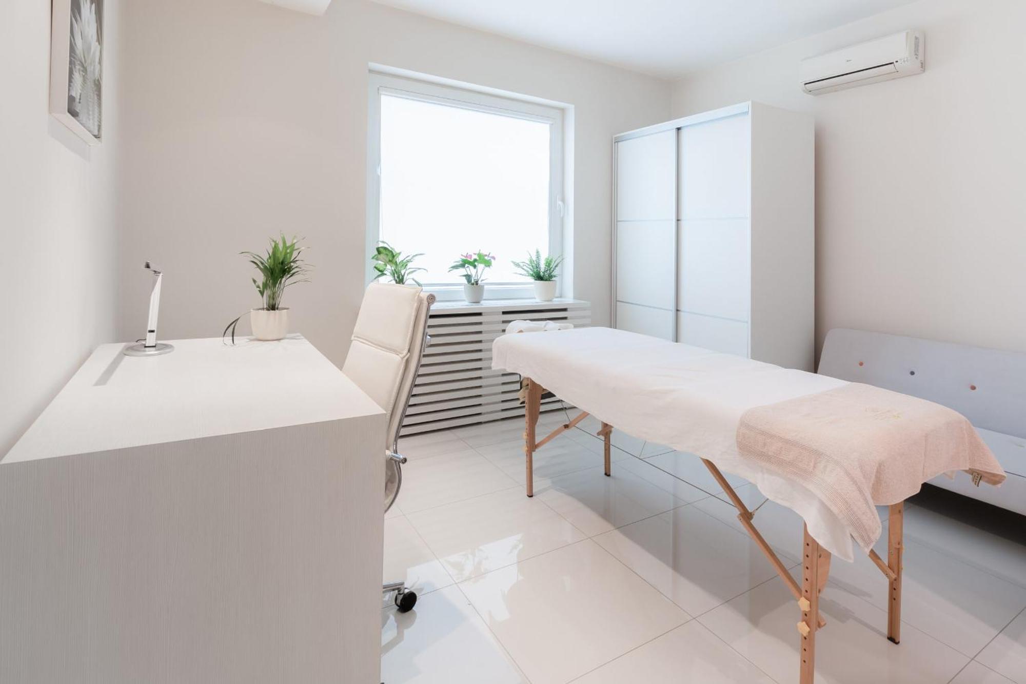 Lux Hedonistic Life Aparthotel Újvidék Kültér fotó